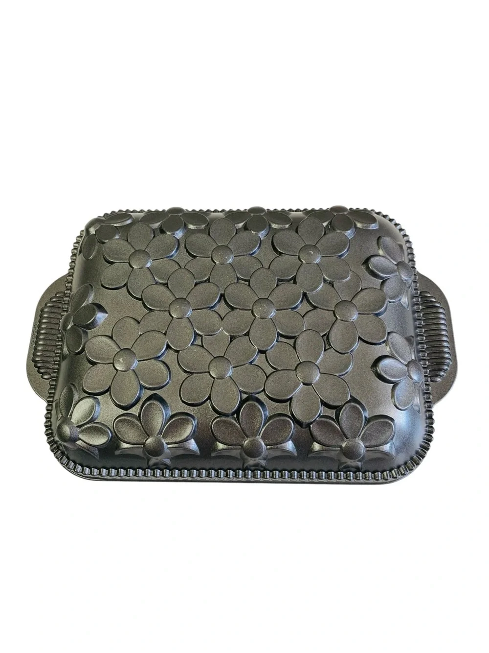 Nordic Ware Daisy Flower Cake Pan 9 x 11